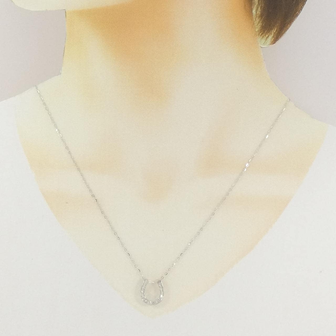 K18WG ホースシュー ダイヤモンド ネックレス 0.20CT