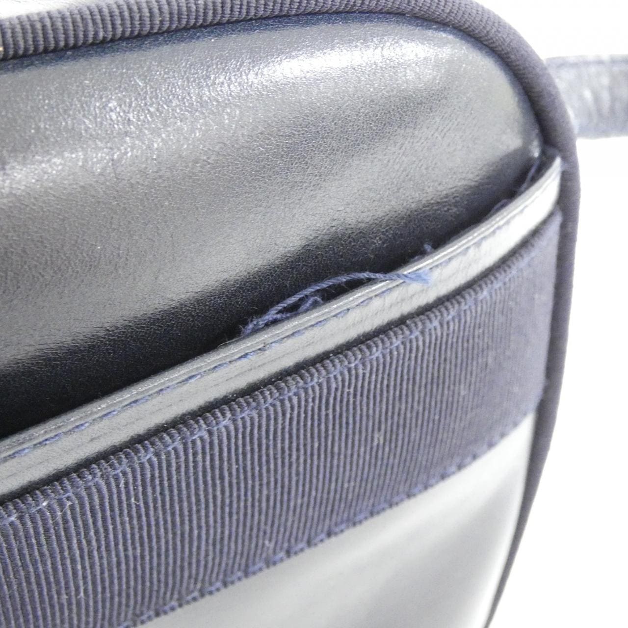 【ヴィンテージ】サルヴァトーレフェラガモ 21 4183 ショルダーバッグ