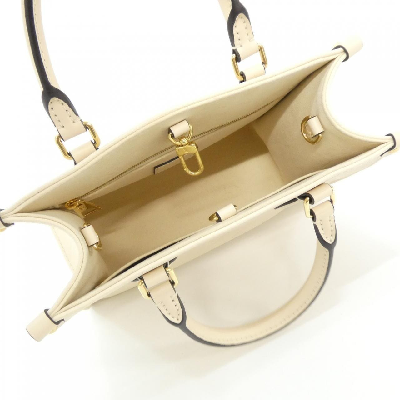 ルイヴィトン モノグラム アンプラント オンザゴー PM M46569 バッグ