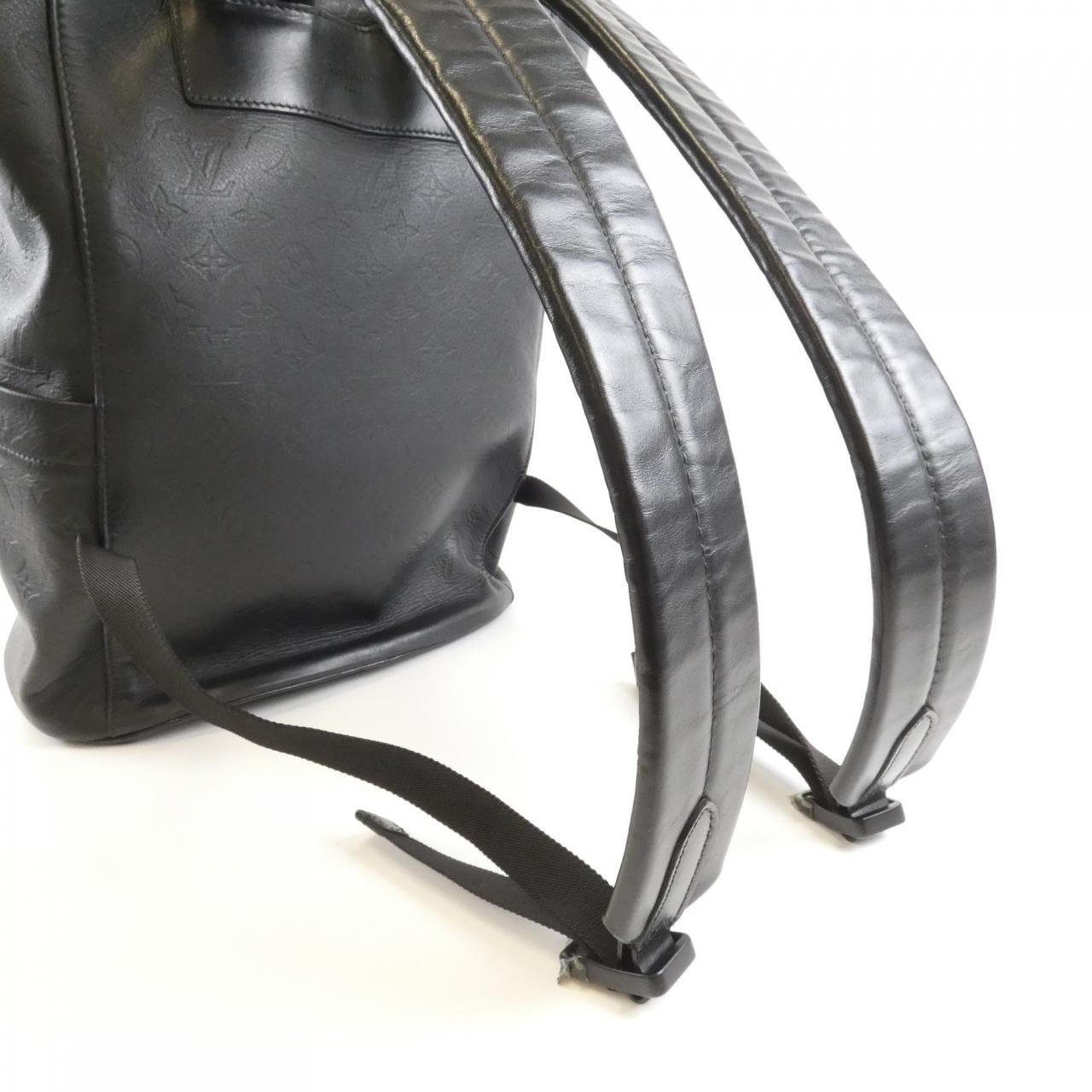 ルイヴィトン モノグラム シャドウ チョーク バックパック M44614 リュックサック