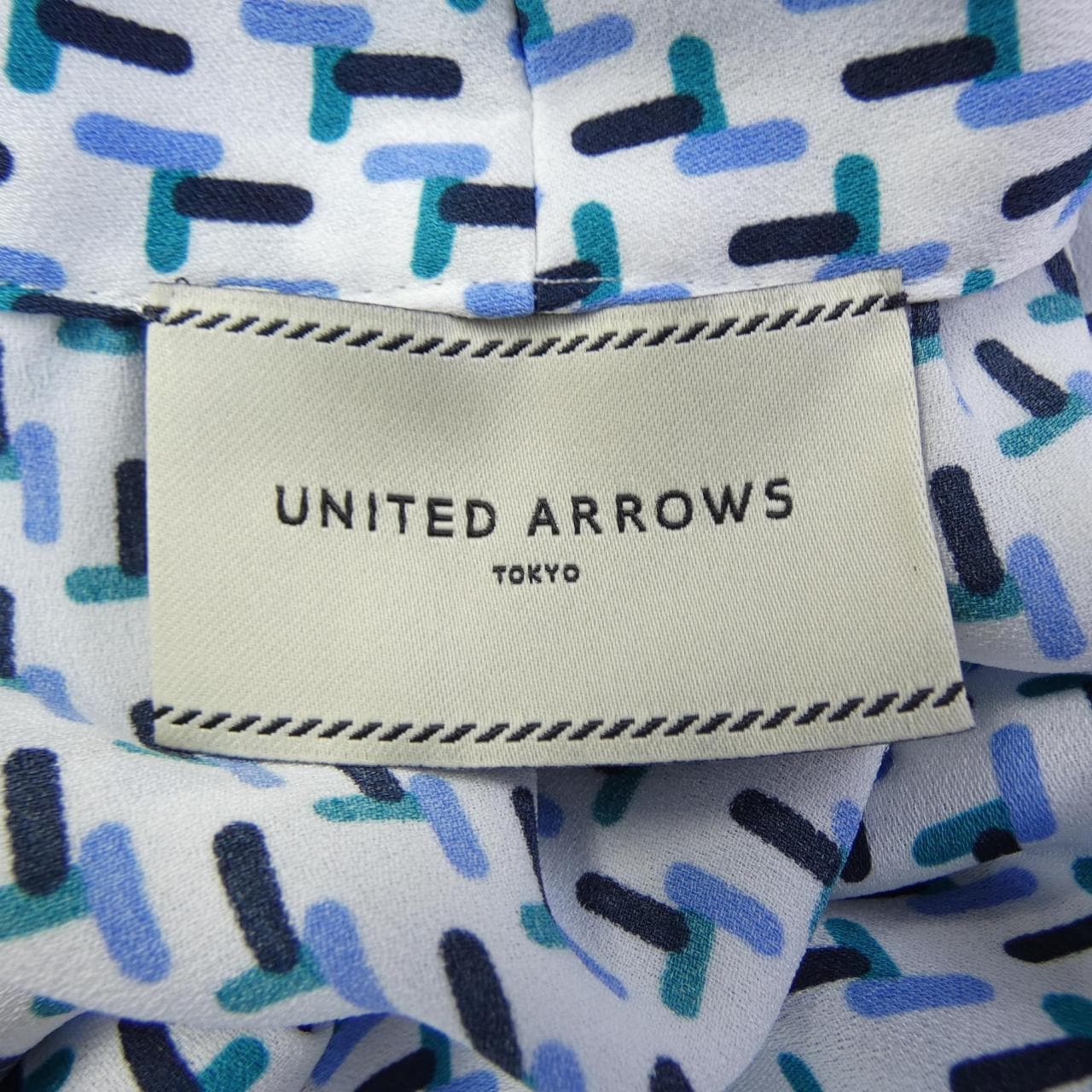 ユナイテッドアローズ UNITED ARROWS トップス