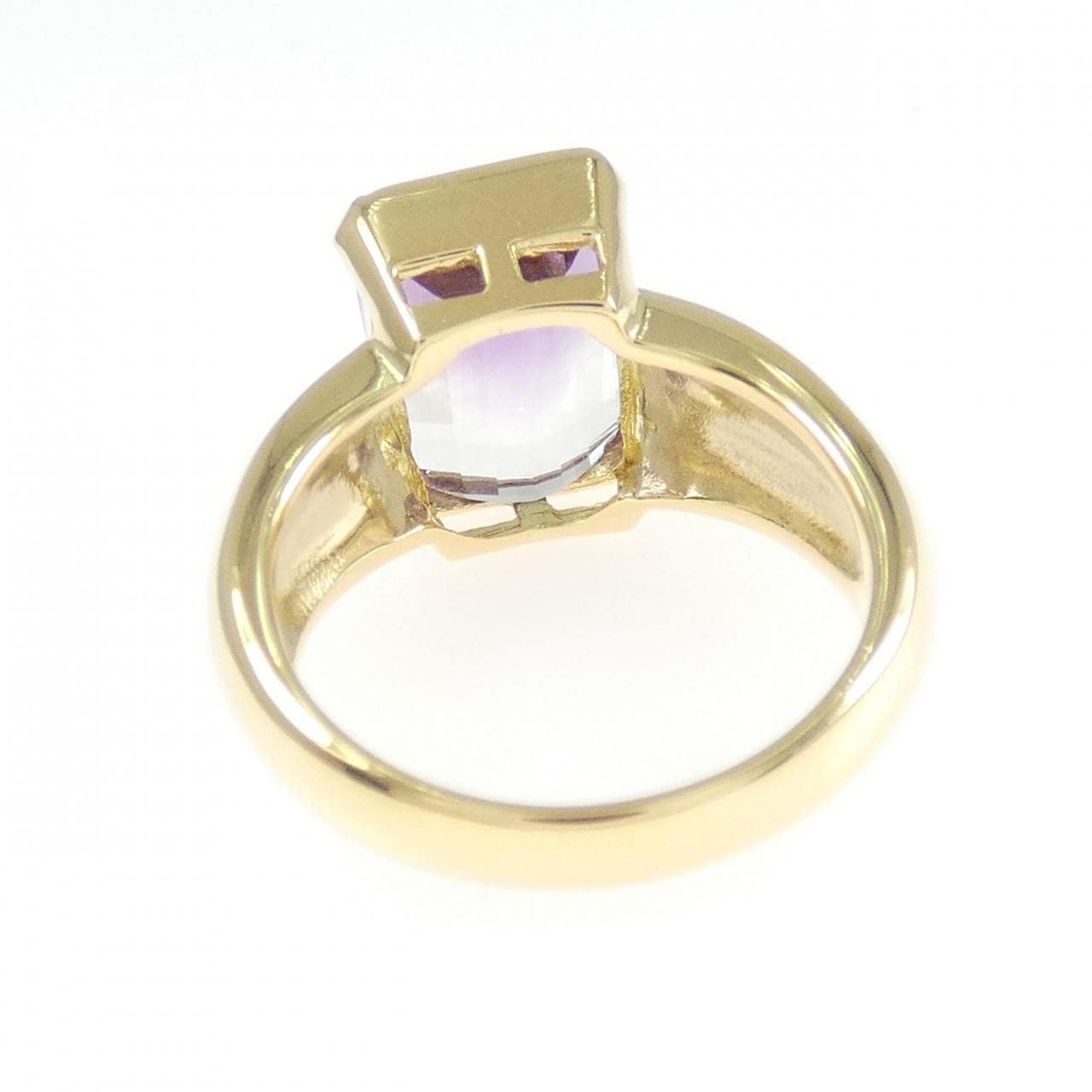 K18YG クオーツ リング 3.59CT