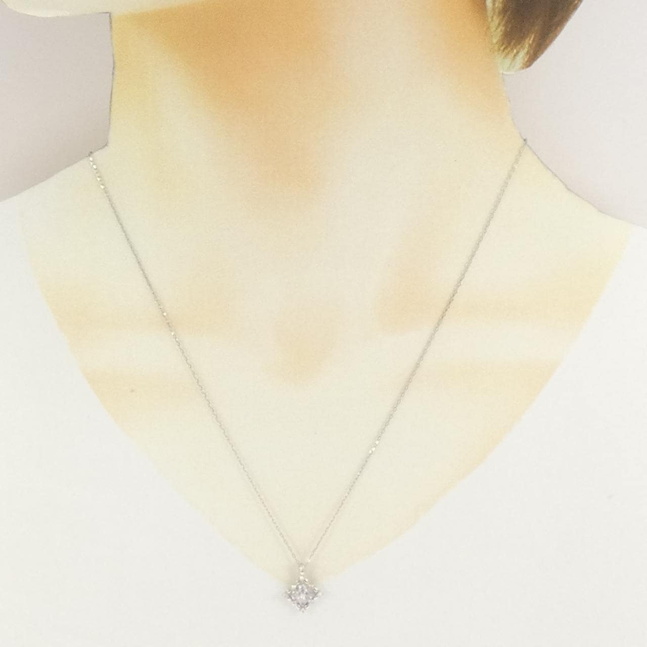 PT900/PT850 フラワー ピンクダイヤモンド ネックレス 0.23CT
