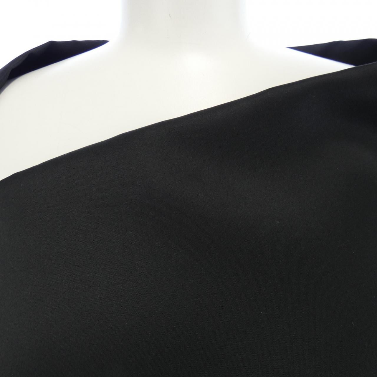 バレンシアガ BALENCIAGA トップス