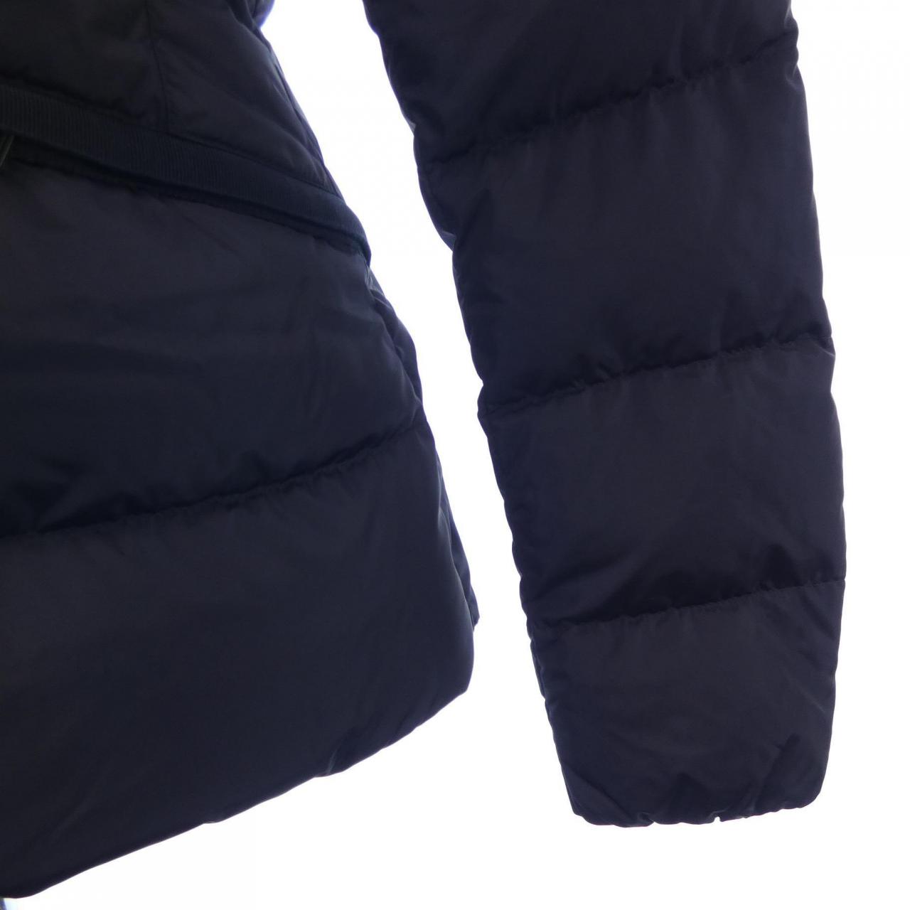 モンクレール MONCLER ダウンジャケット