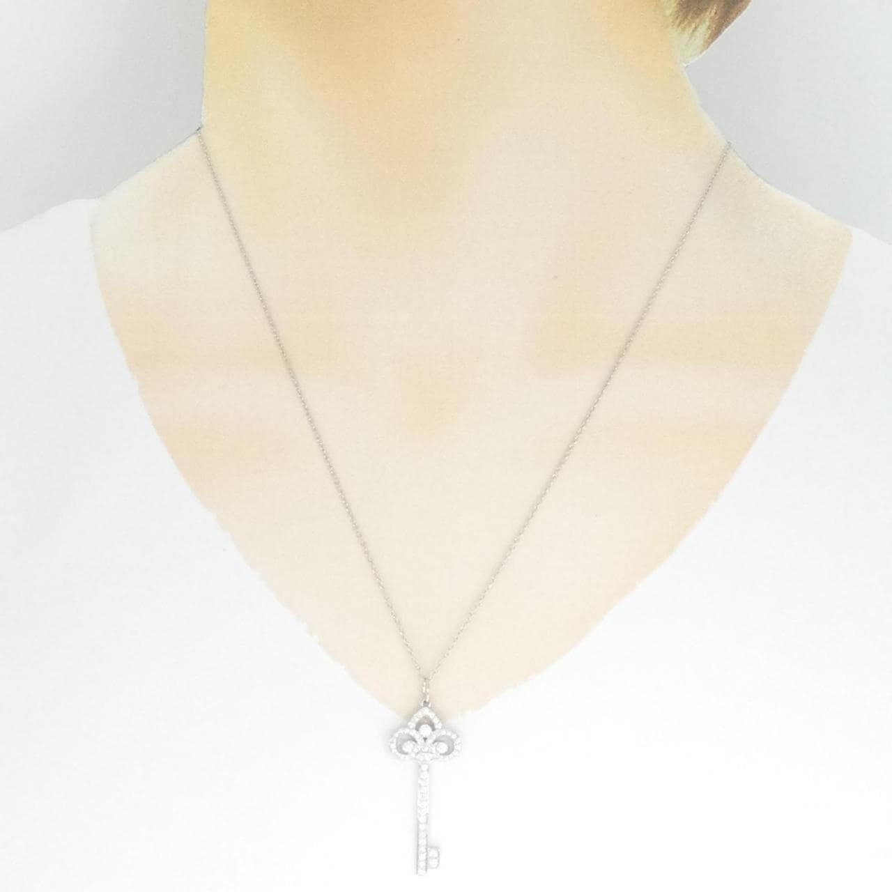 TIFFANY fleur doris key necklace