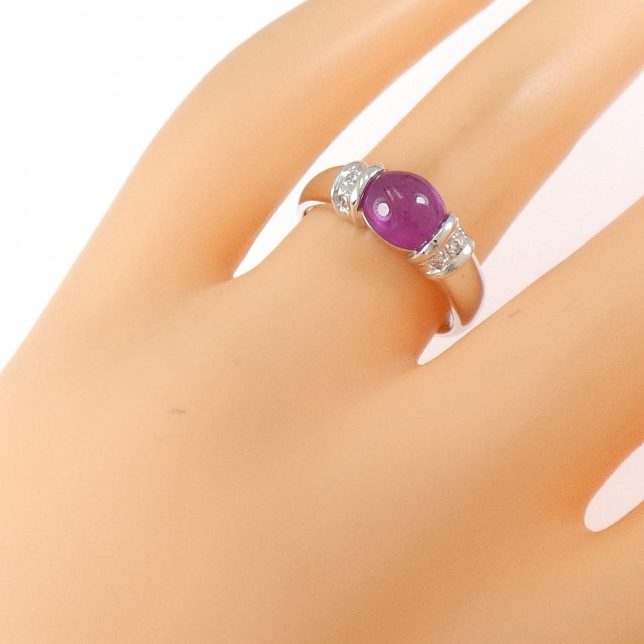 K18WG ルビー リング 2.07CT