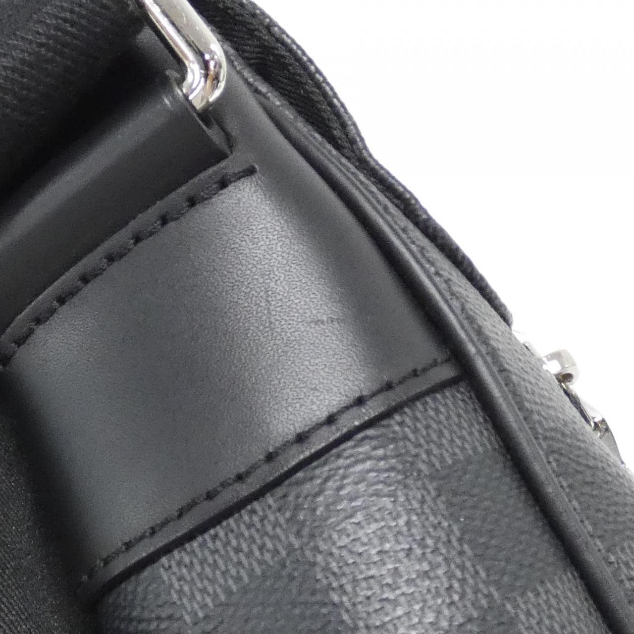 LOUIS VUITTON Damier Graphite District MM N41029 Shoulder Bag