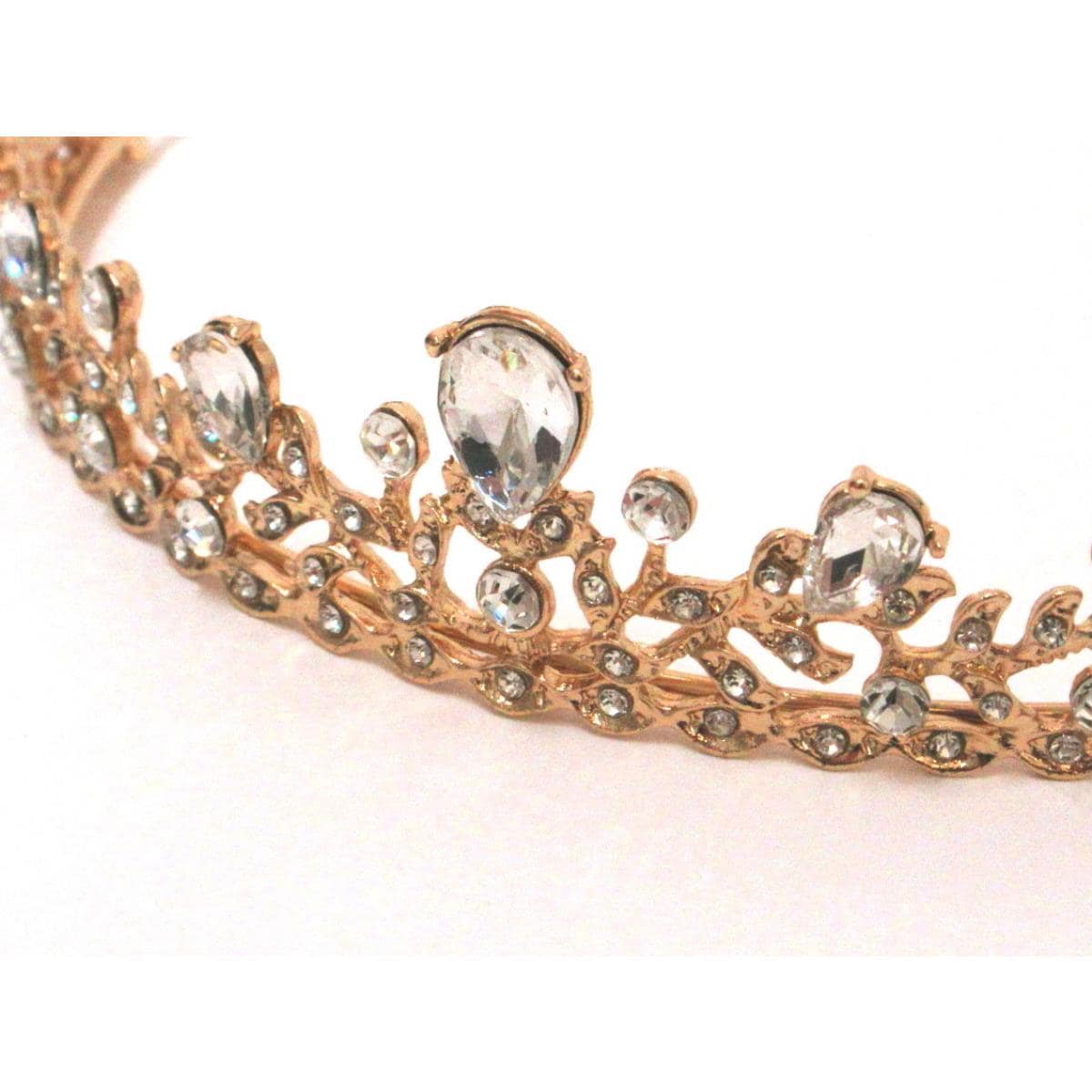 【新品】髪飾り　ティアラ