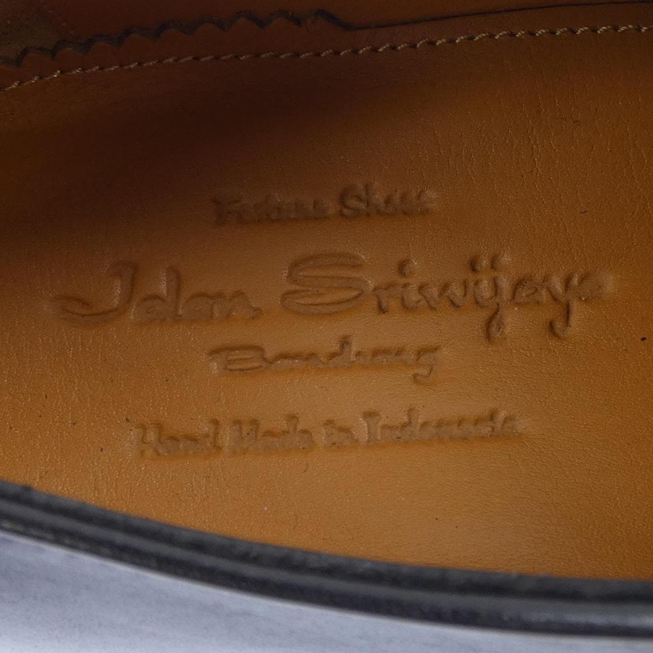 ジャランスリウァヤ JALAN SRIWIJAYA 99030 18045 シューズ