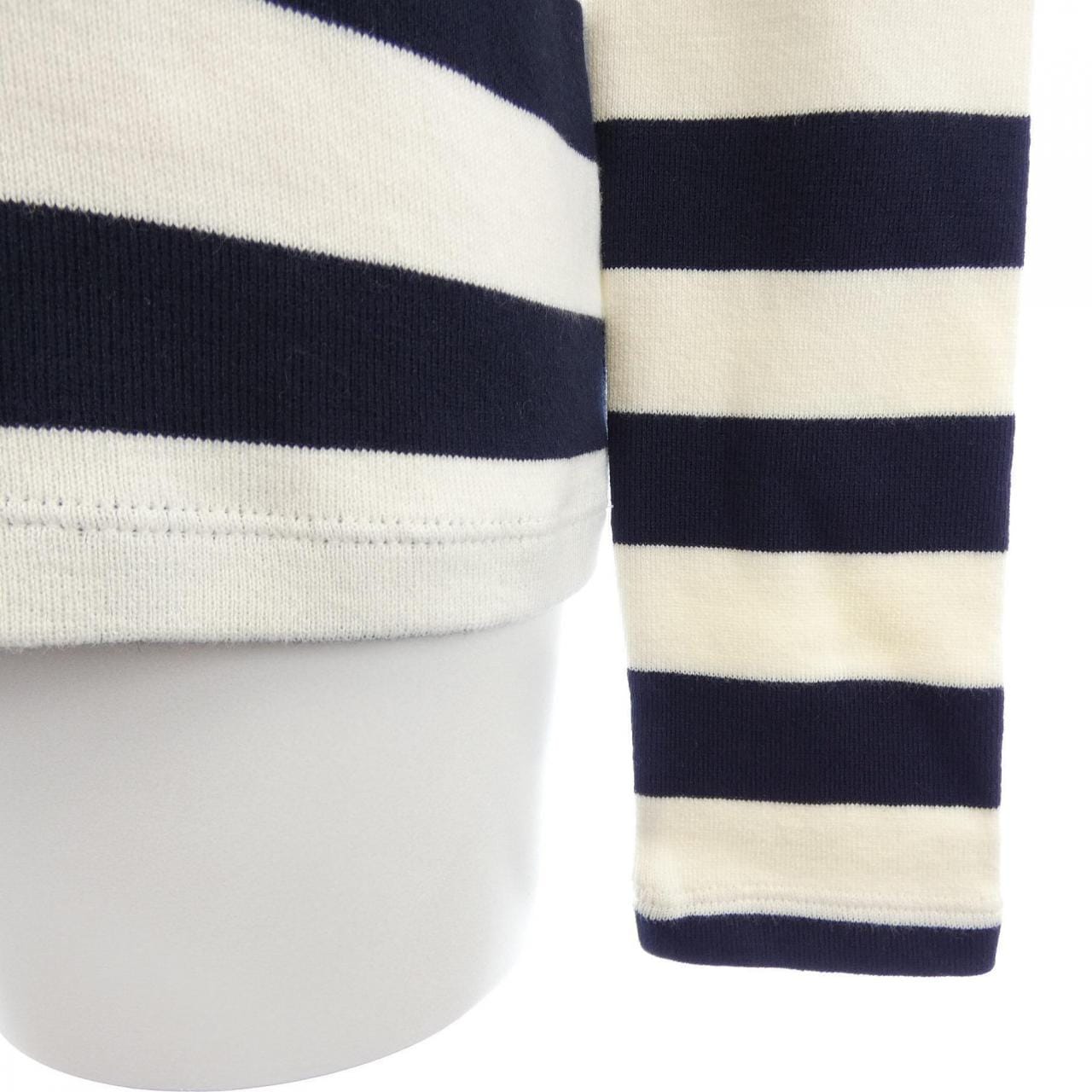 セリーヌ CELINE トリオンフ TRIOMPHE 2X47NA040 トップス