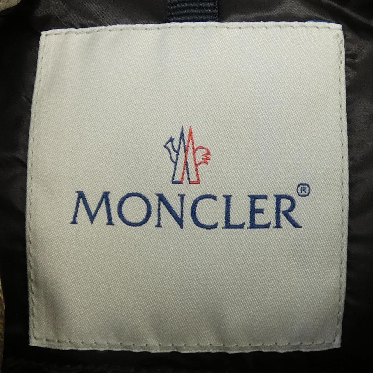 MONCLER蒙克勒羽绒服