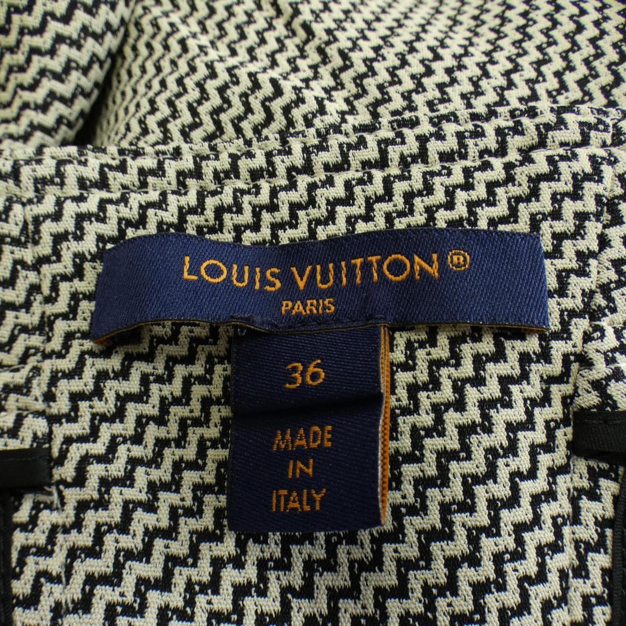 LOUIS VUITTON FQPO20JCM 短裤