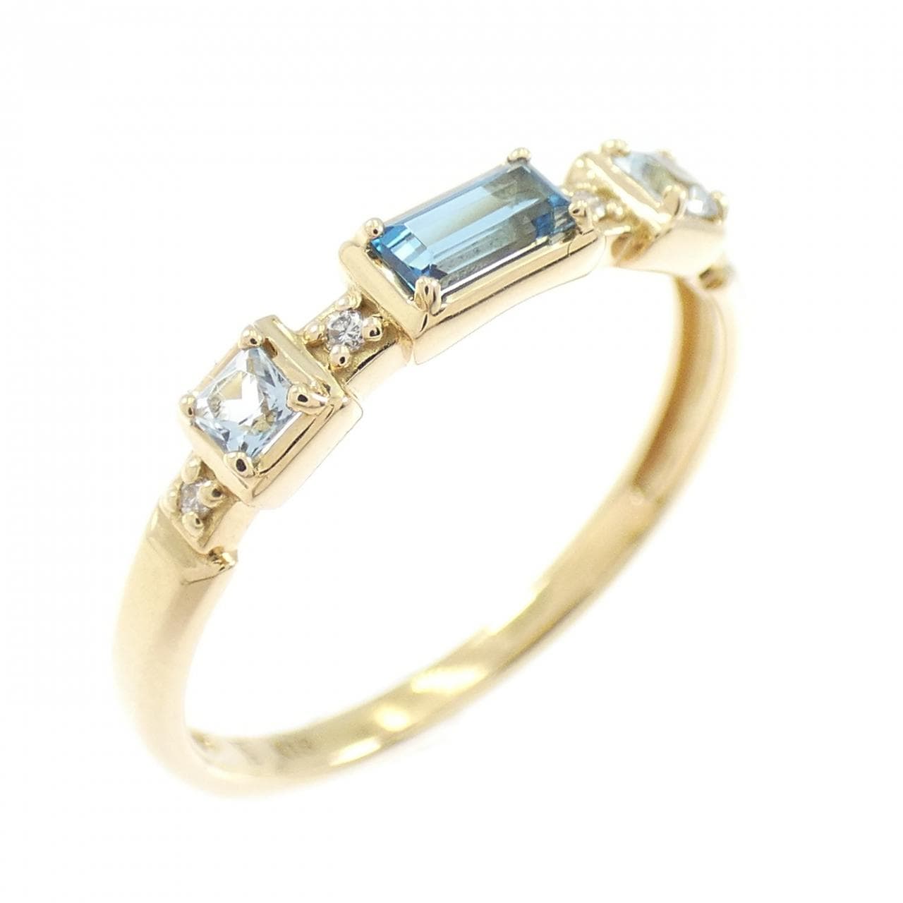 ヴァンドーム ブルートパーズ リング