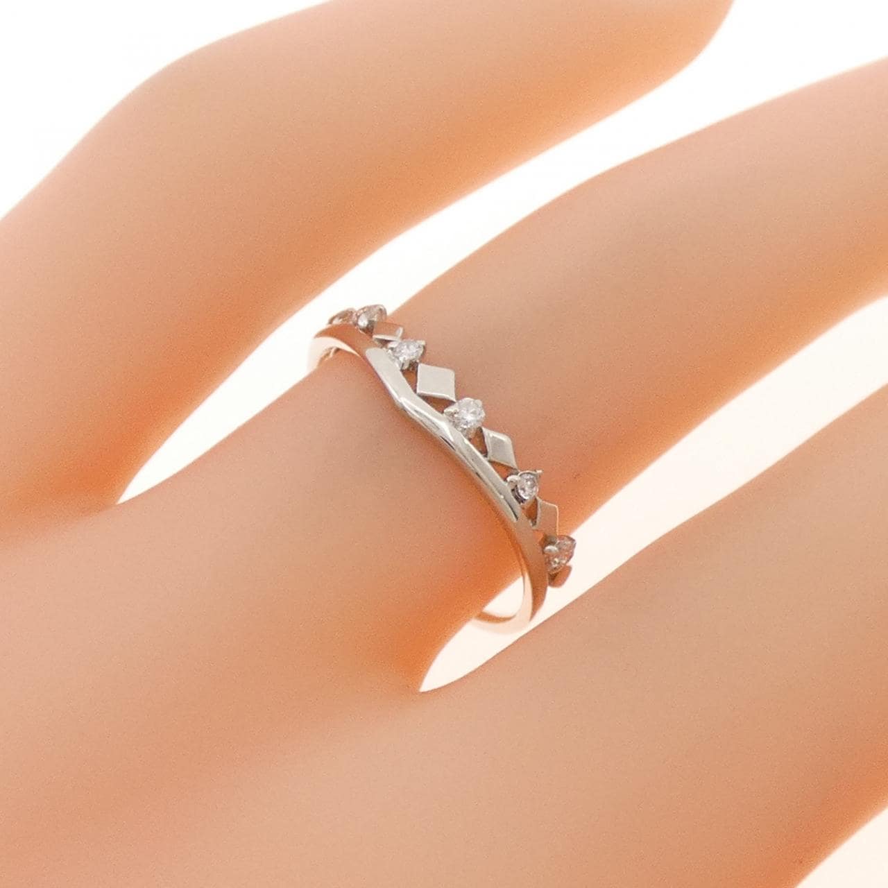 エテ ダイヤモンド リング 0.06CT