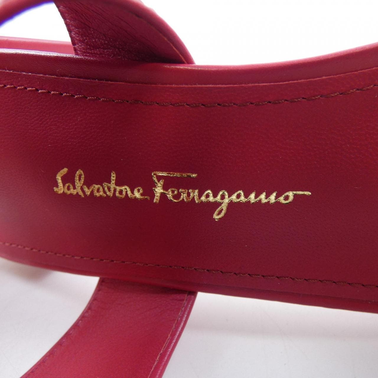 サルヴァトーレフェラガモ SALVATORE FERRAGAMO サンダル