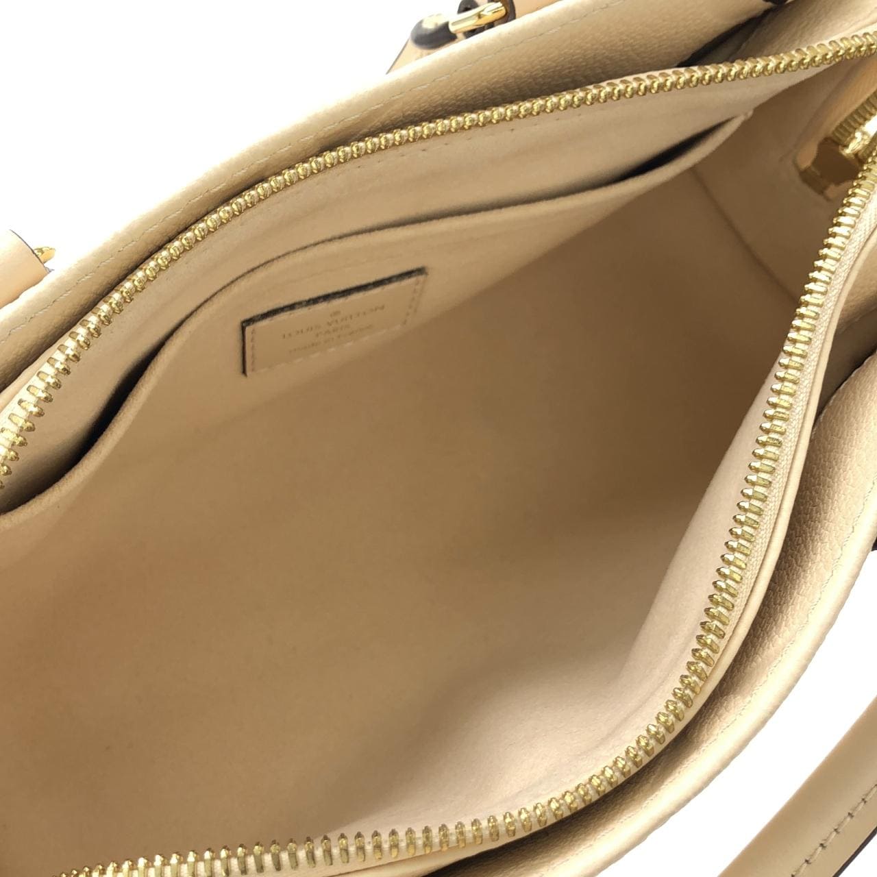 ルイヴィトン モノグラム アンプラント オンザゴーEW M23698 バッグ