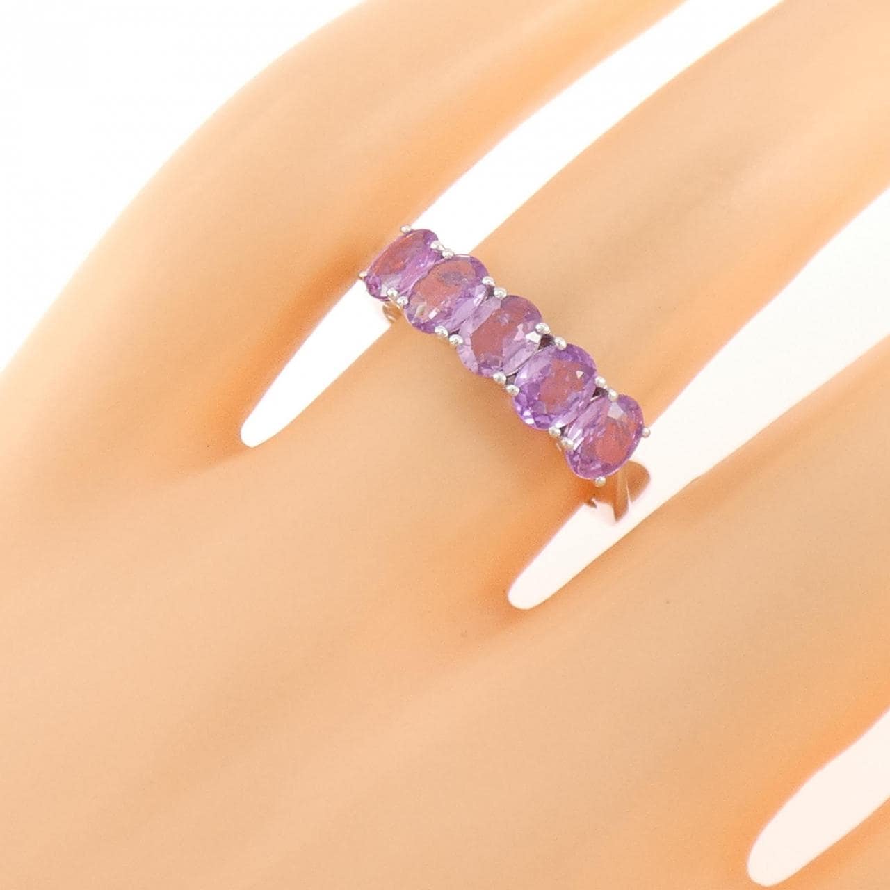 K18WG サファイヤ リング 1.55CT