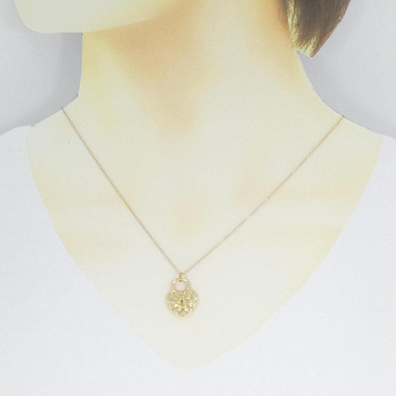 TIFFANY filigree heart necklace