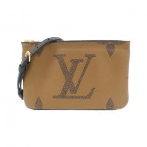 LOUIS VUITTON Monogram Giant Pochette Double Zip M69203 Shoulder Bag