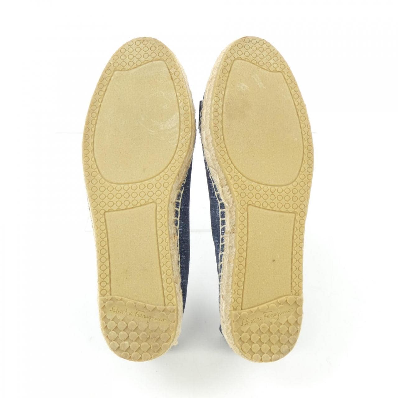 サルヴァトーレフェラガモ SALVATORE FERRAGAMO フラットシューズ