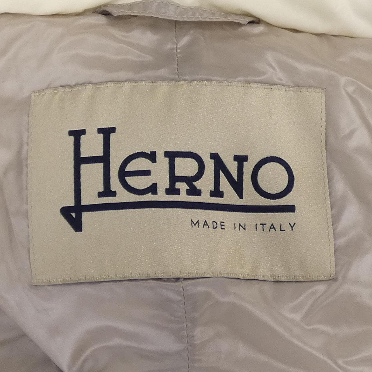 ヘルノ Herno PI0822D ダウンコート