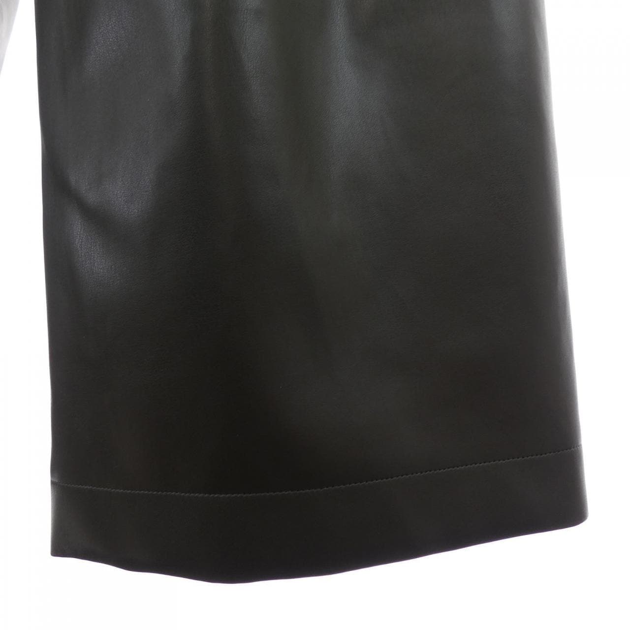 サカイ SACAI FAUX LEATHER PANTS 25-03750M パンツ