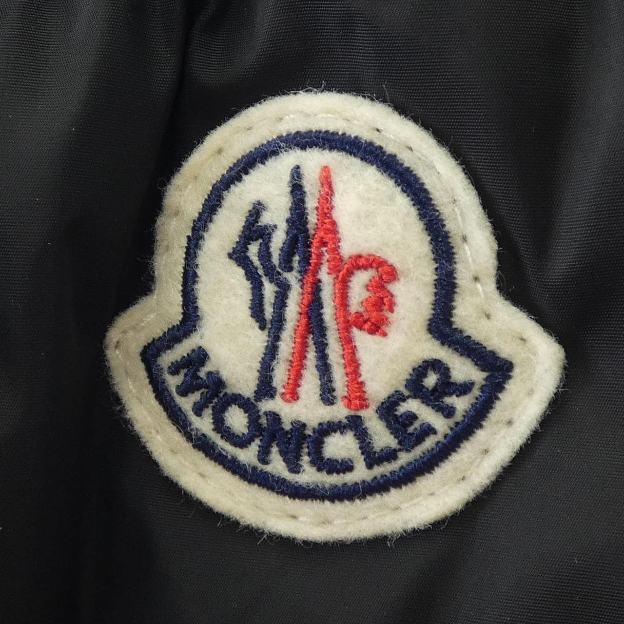 モンクレール MONCLER TETRA ダウンジャケット