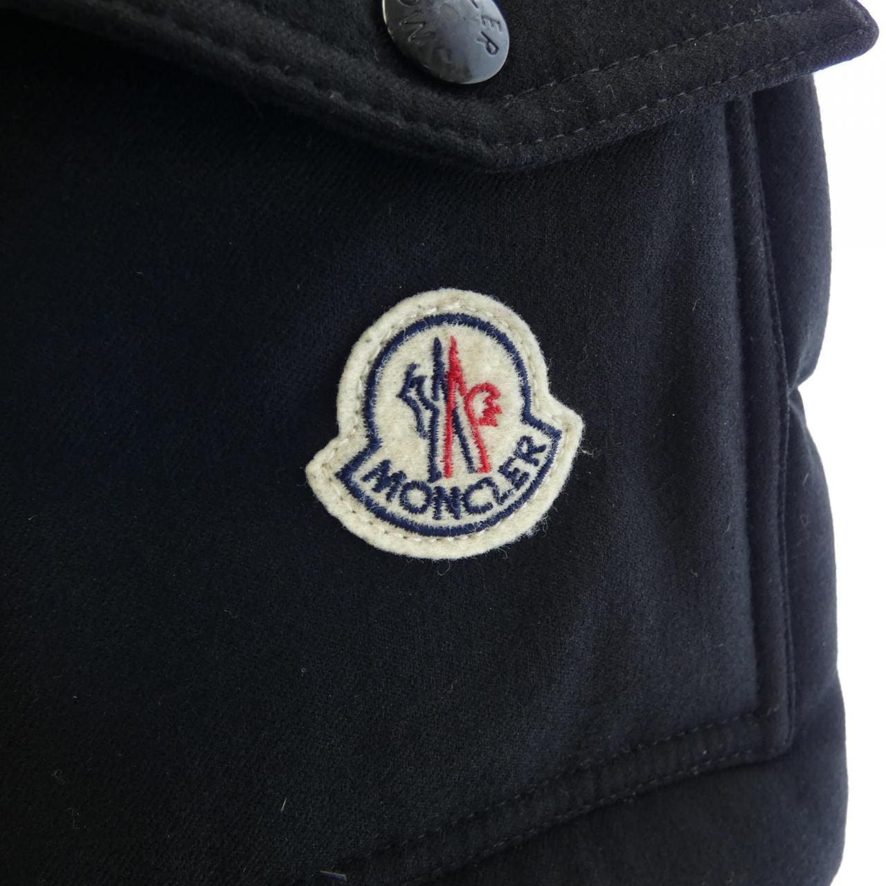 モンクレール MONCLER ダウンジャケット