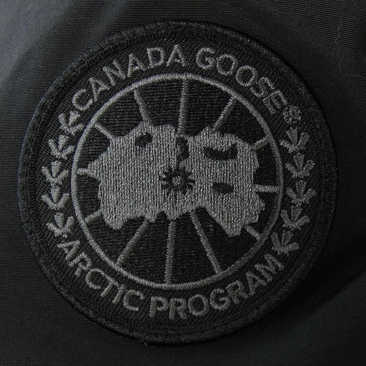 カナダグース CANADA GOOSE 2073MBA ダウンコート