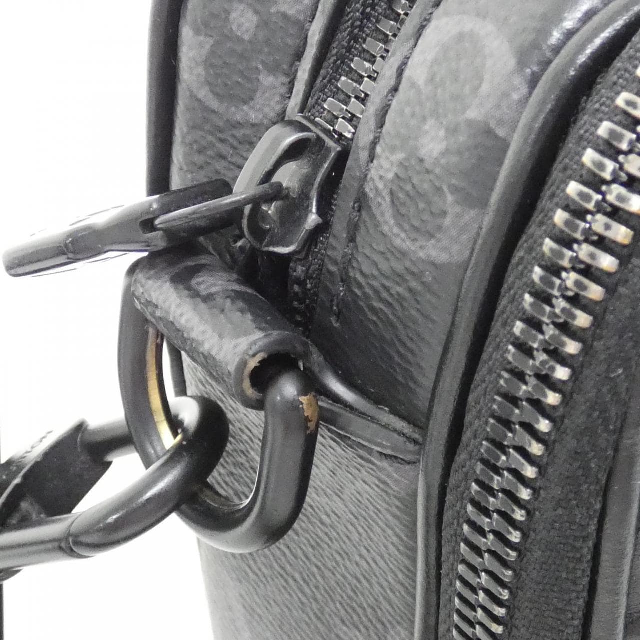 ルイヴィトン モノグラム エクリプス アルファ メッセンジャー M46955 ショルダーバッグ