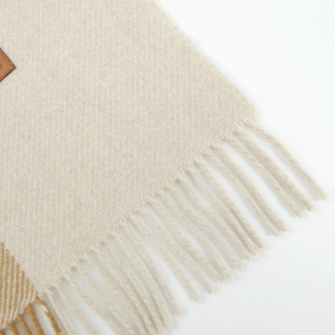 エルメス HERMES タータンポケット キュイール アップリケ H259150S MUFFLER