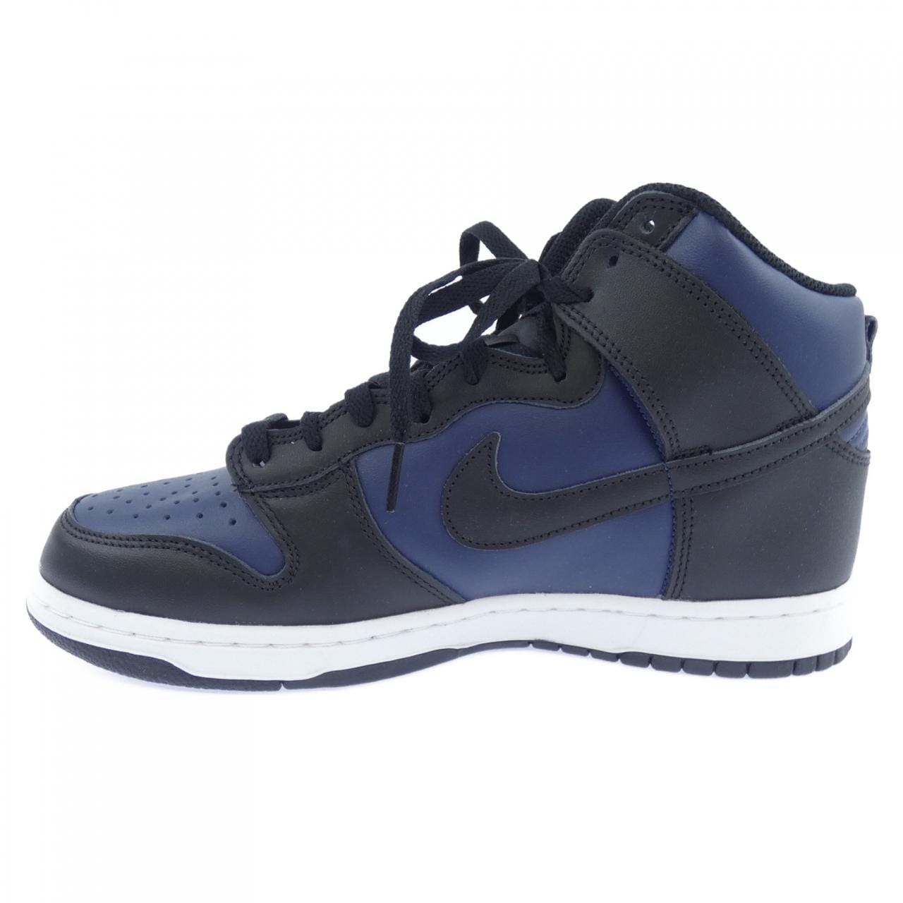 ナイキ NIKE DJ0383-400 スニーカー