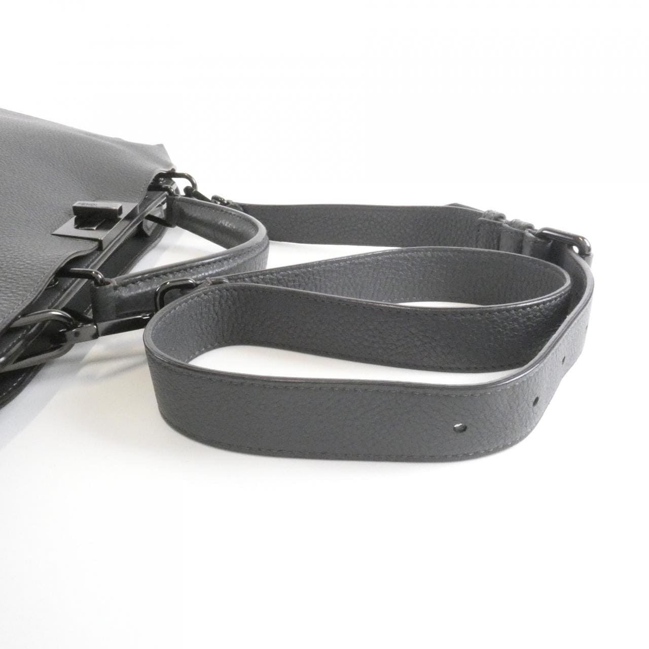 フェンディ ピーカブー アイ シー ユー ミディアム 7VA529 AFC3 バッグ