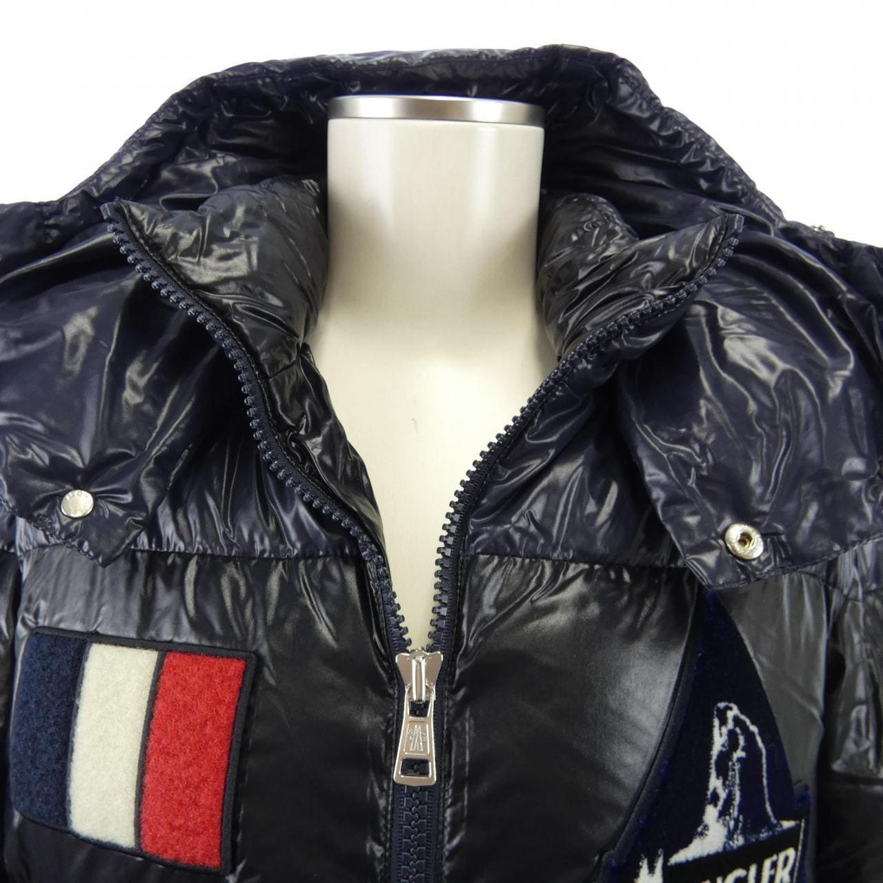 モンクレール MONCLER ダウンジャケット