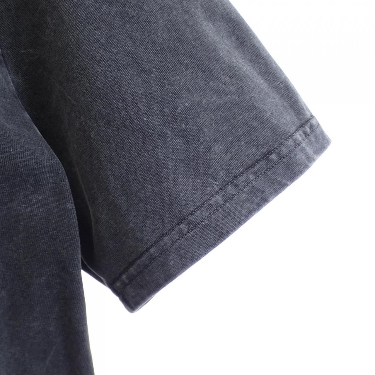 ルイヴィトン LOUIS VUITTON グラフィックLVシグネチャー FQJT90GPV Tシャツ