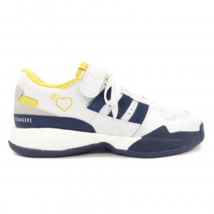アディダス ADIDAS スニーカー