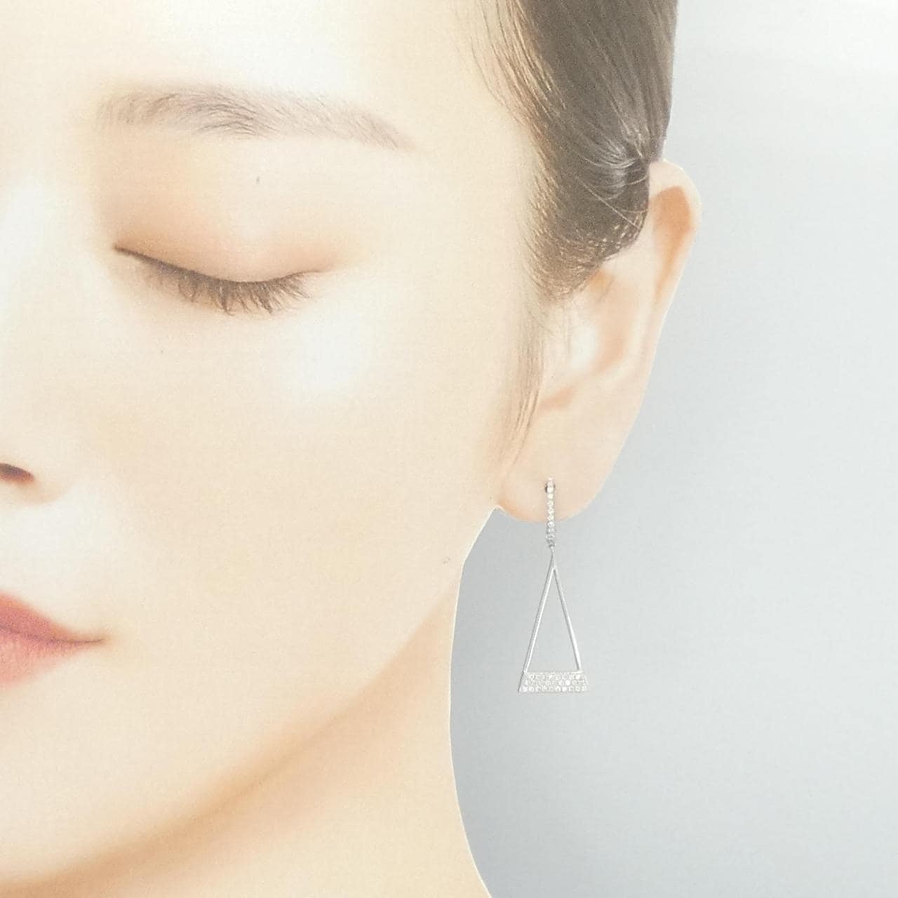 K18WG ダイヤモンド ピアス 0.37CT