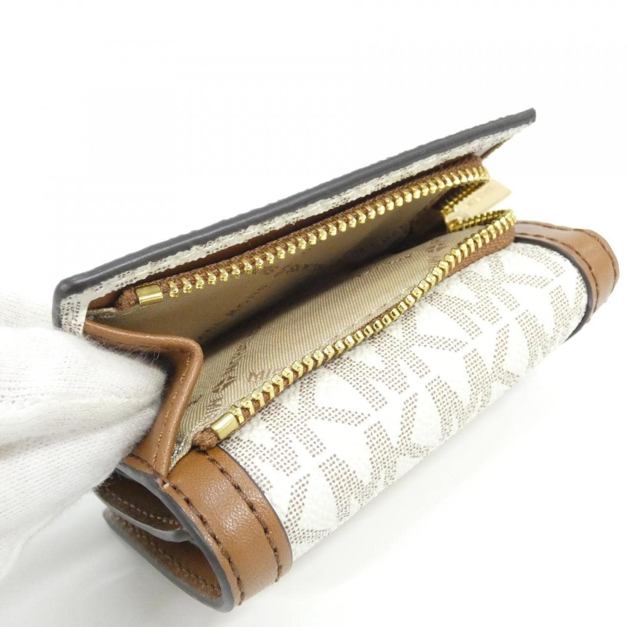 【新品】マイケルマイケルコース JET SET TRAVEL 35F3GTVD0B 財布