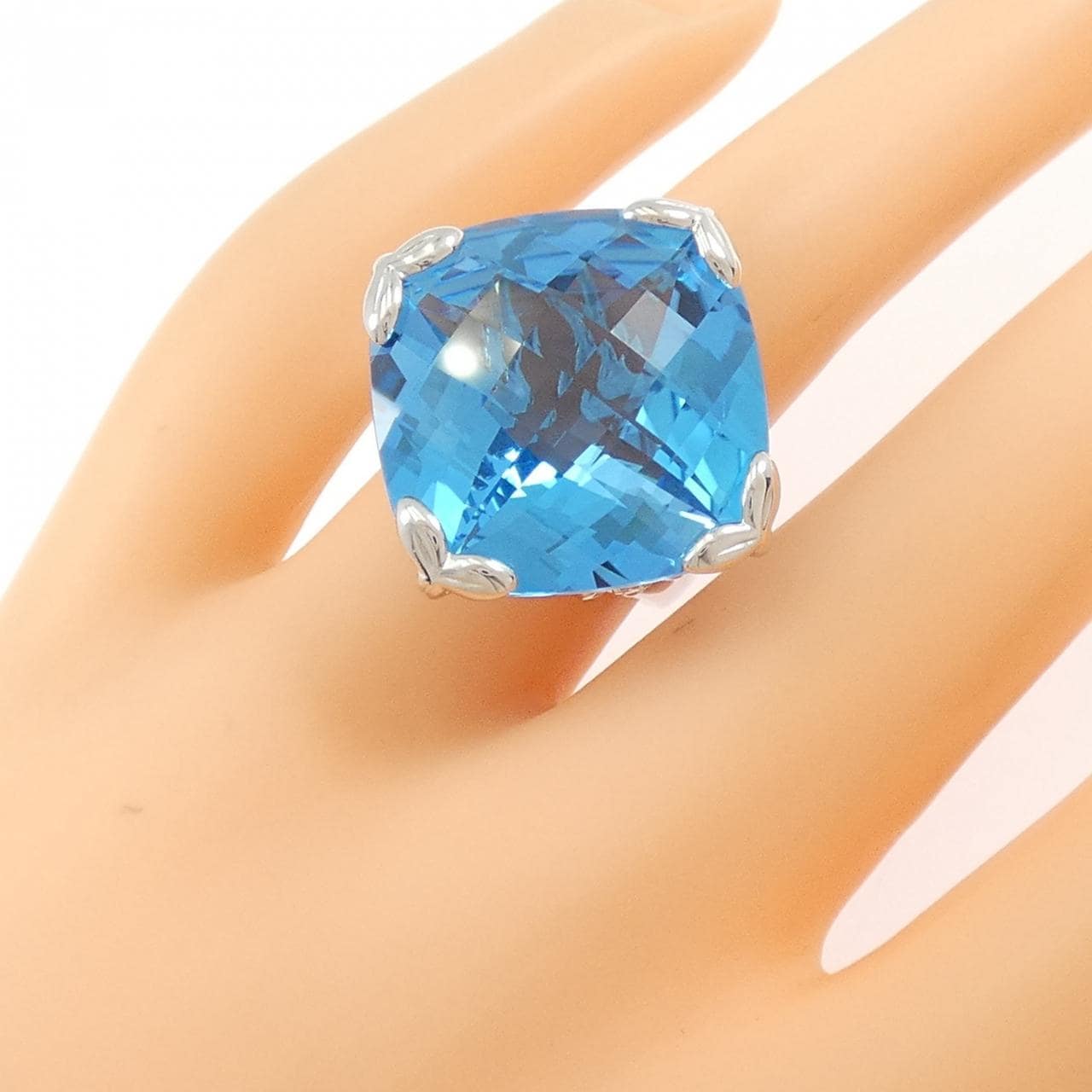 タサキ ブルートパーズ リング 33.73CT