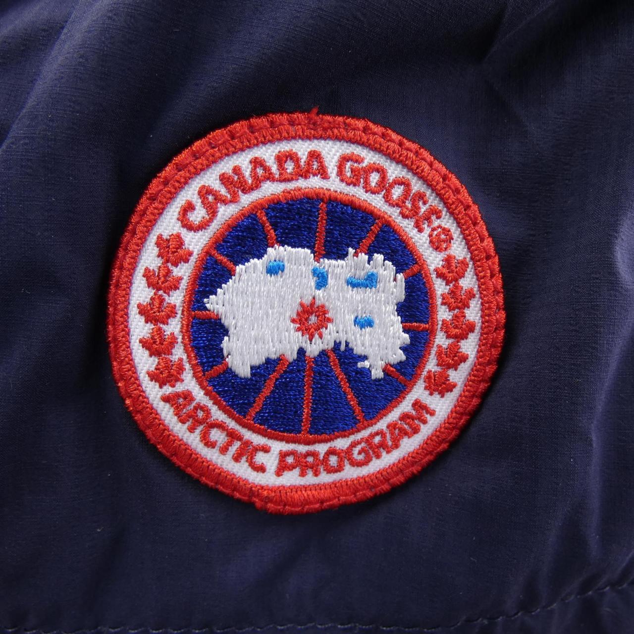 カナダグース CANADA GOOSE ダウンジャケット