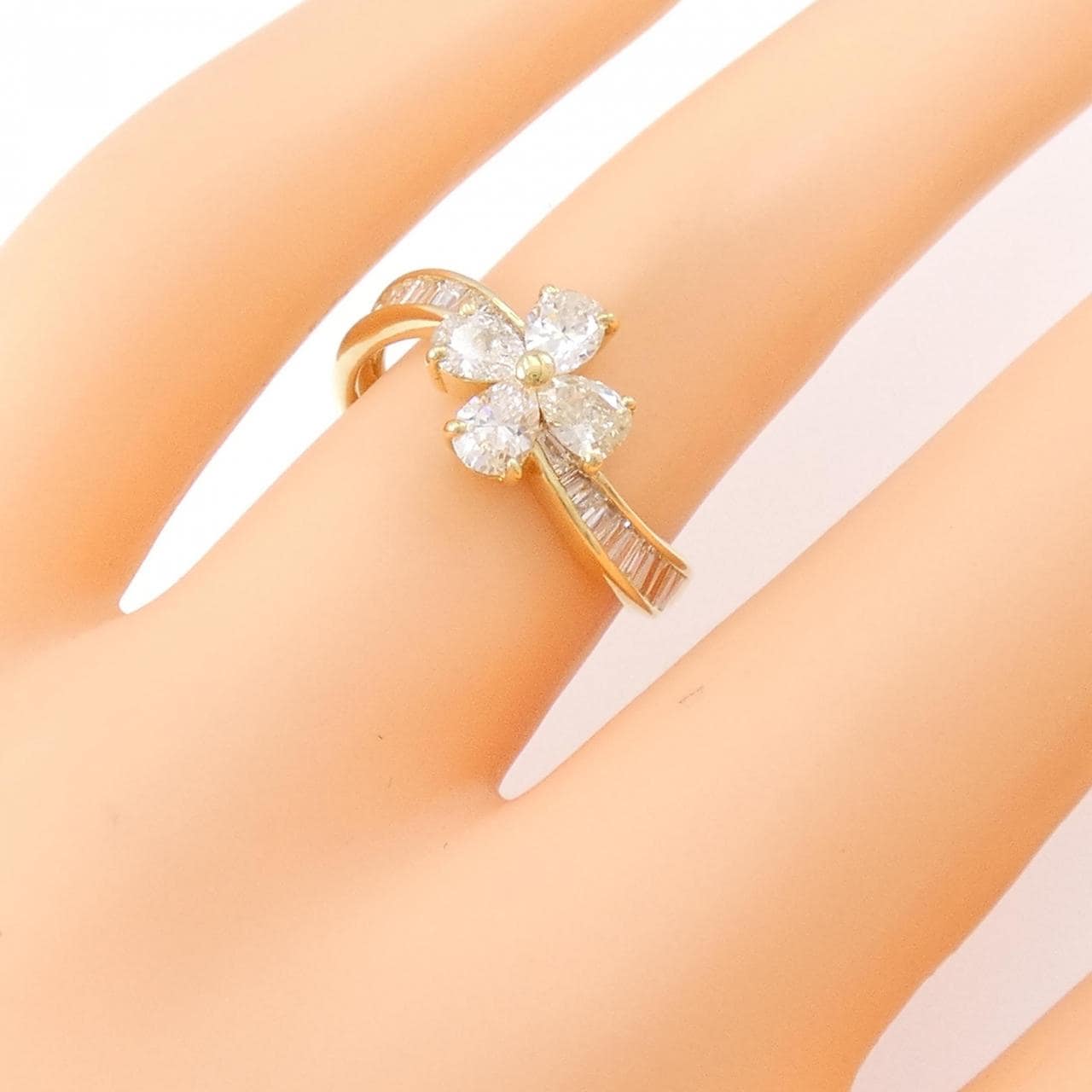 K18YG Flower Diamond Ring 0.94CT