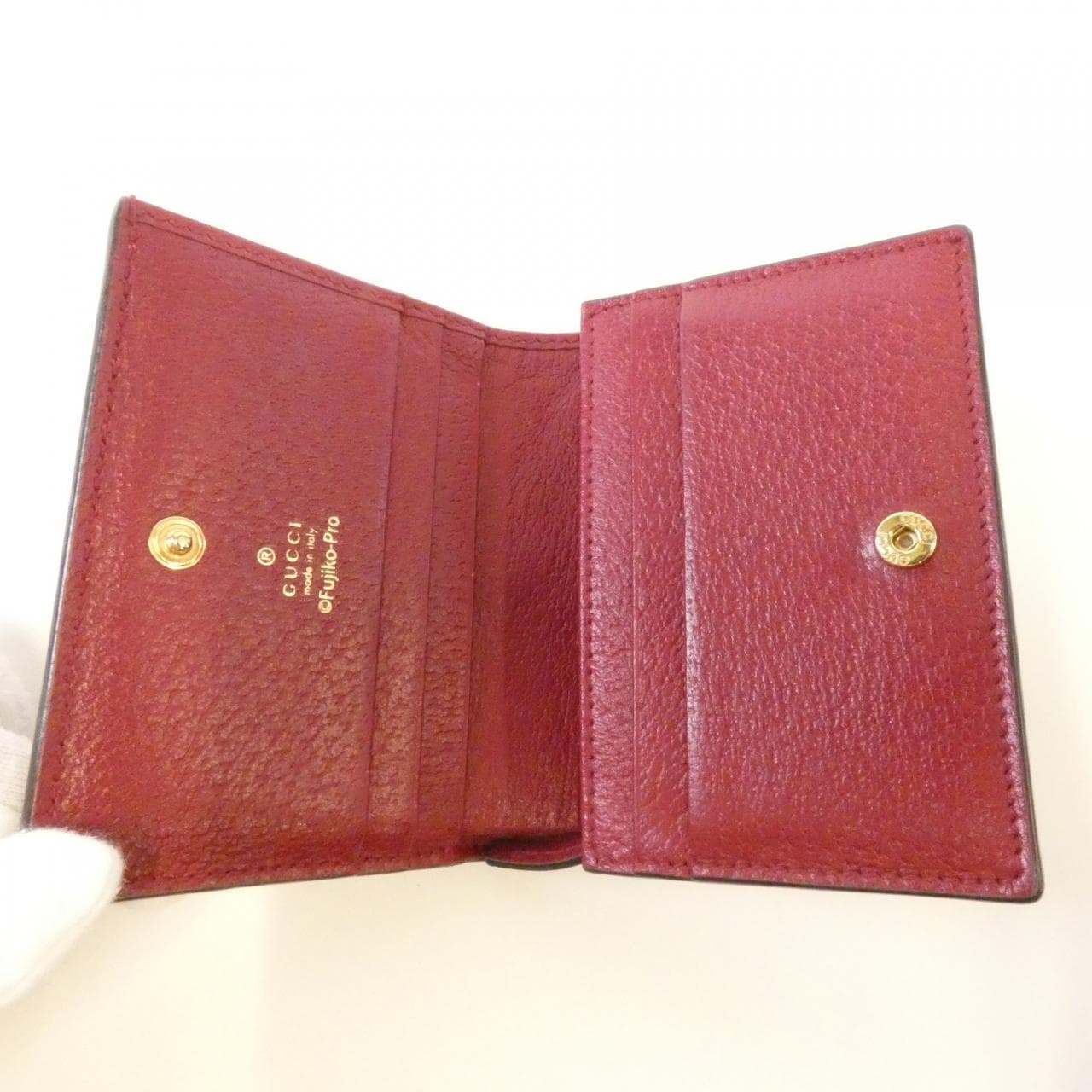グッチ 647788 2TWAG 財布