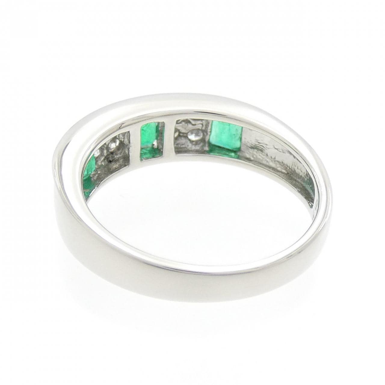 PT900 エメラルド リング 0.62CT