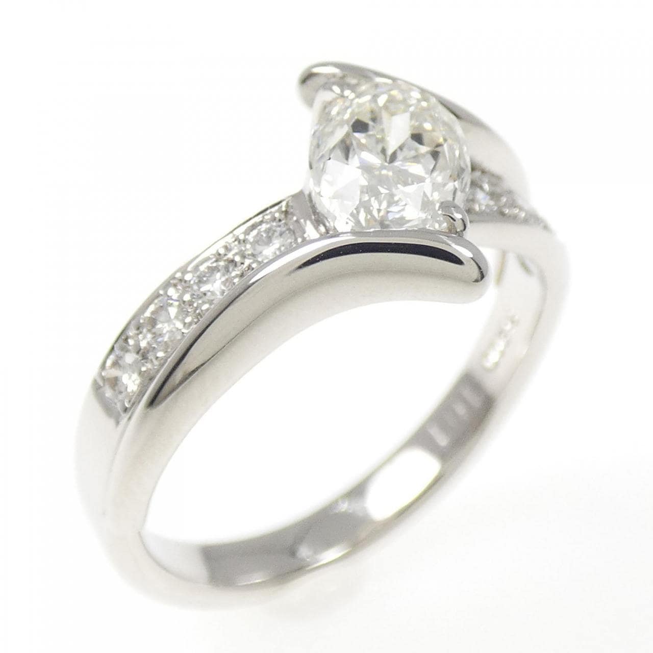 PT900 ダイヤモンド リング 1.01CT