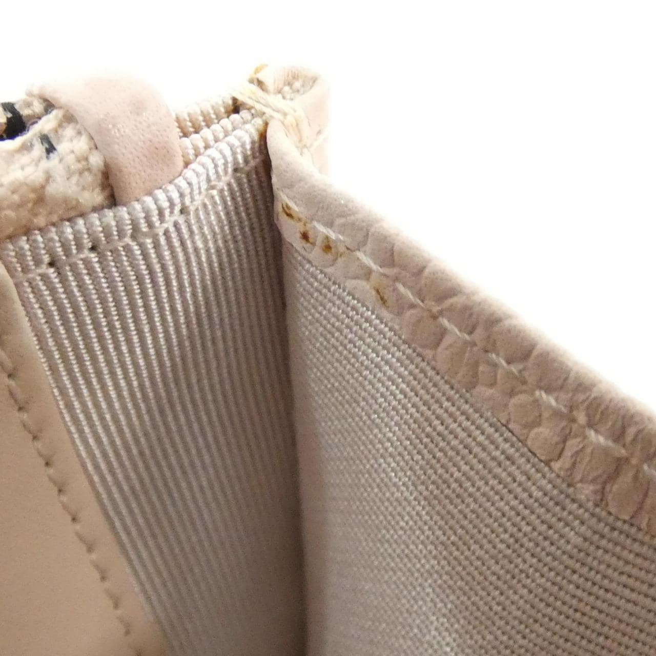 シャネル タイムレスクラシック ライン 33814 チェーンウォレット