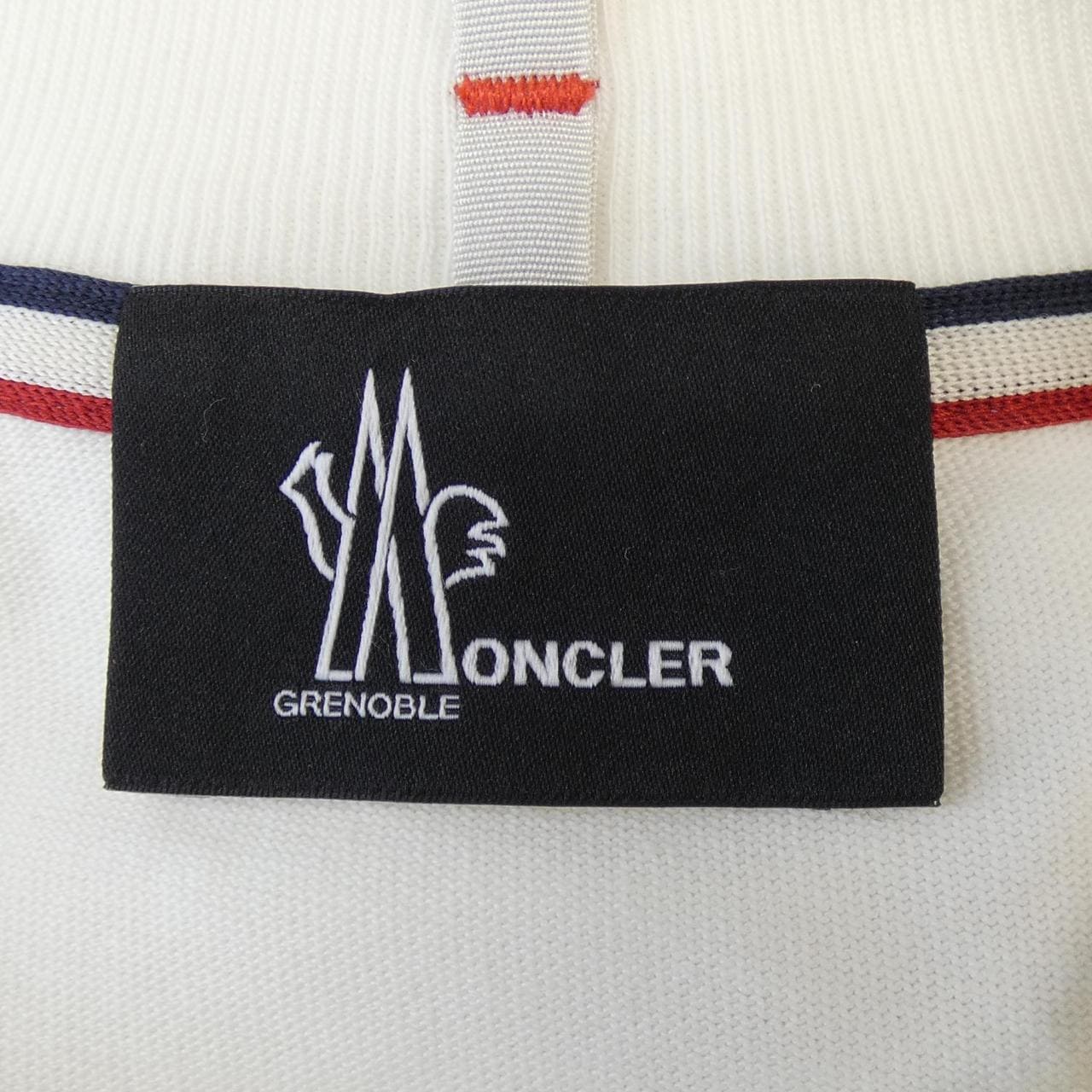 モンクレールグルノーブル MONCLER GRENOBLE 10988C00002 83927 Tシャツ