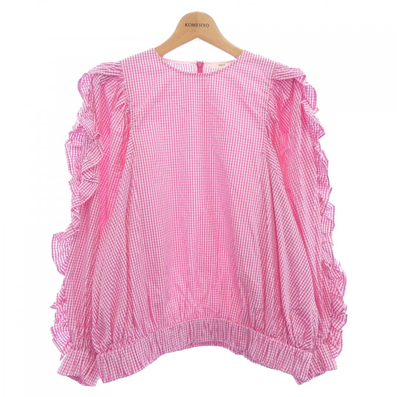 ヨリ yori トップス