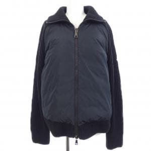 モンクレール MONCLER 20939B52600 ダウンジャケット