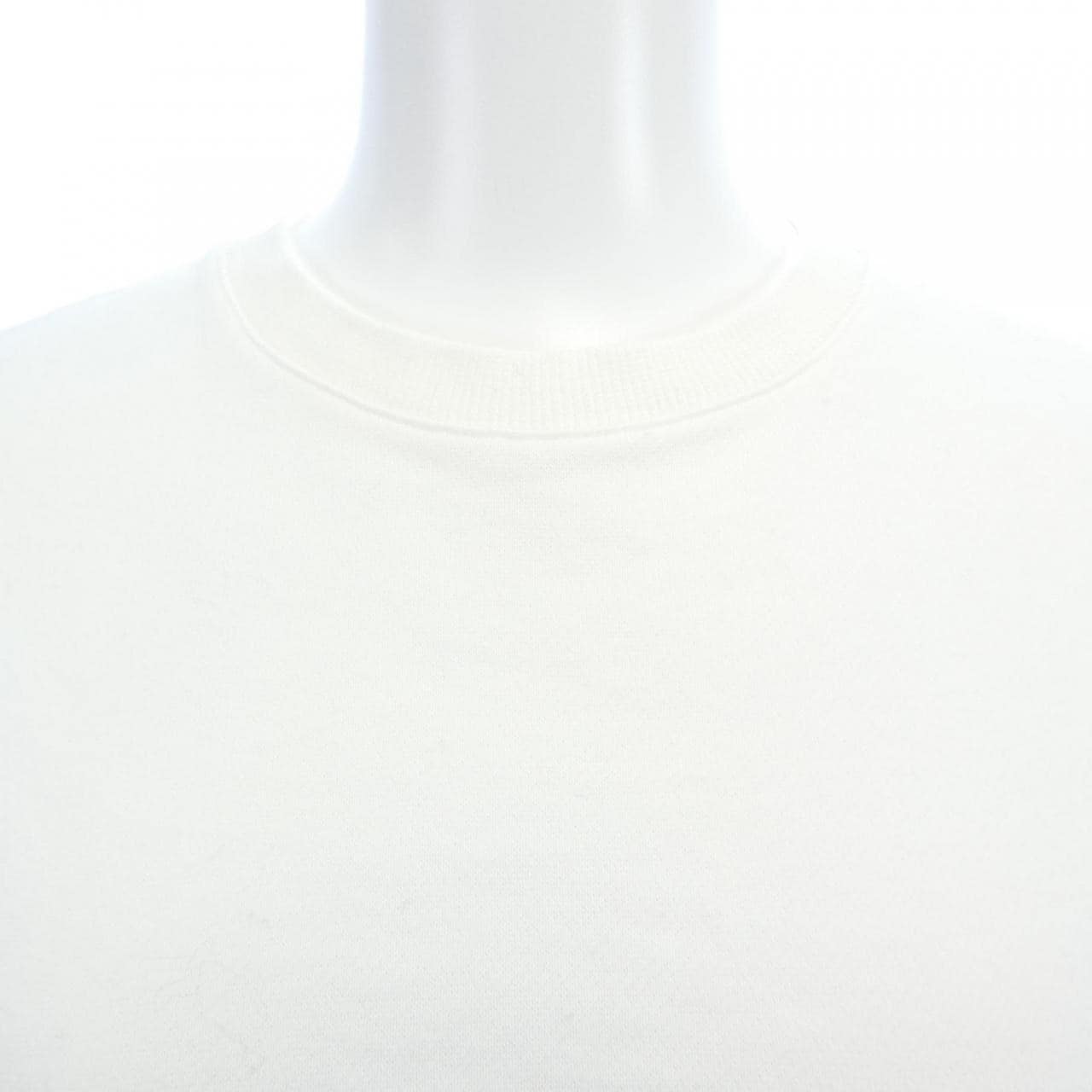 エブール ebure Tシャツ